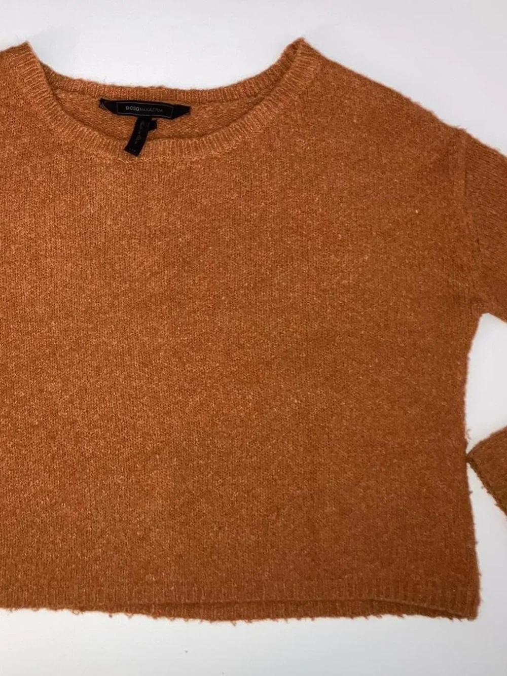 BCBG soft cropped